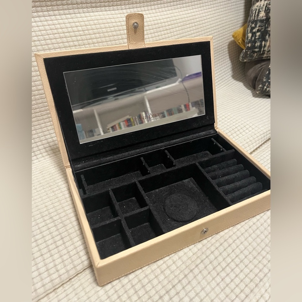 Pandora jewelry box